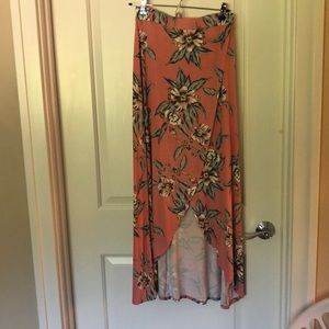 Maxi skirt with flowers
